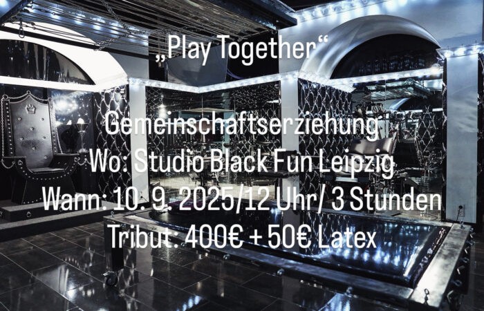 Play-together-im-dominastudio-leipzig-–-black-fun-latex-dreams
